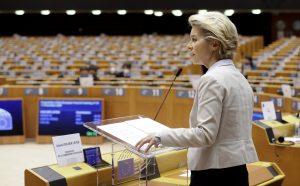 Ideológia Európskej komisie: Najlepším záujmom dieťaťa má byť klamstvo o jeho pôvode a rodičoch