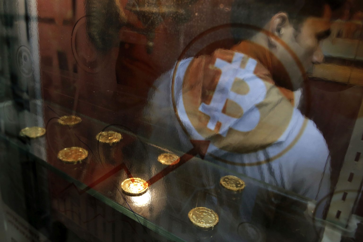 Ilustračný obrázok, Bitcoin. Foto: TASR/AP