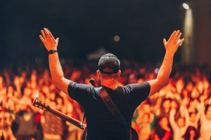Godzone tour v Bratislave fyzicky nebude, program sa odvysiela na TV Lux