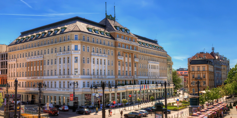 Hotel Carlton.