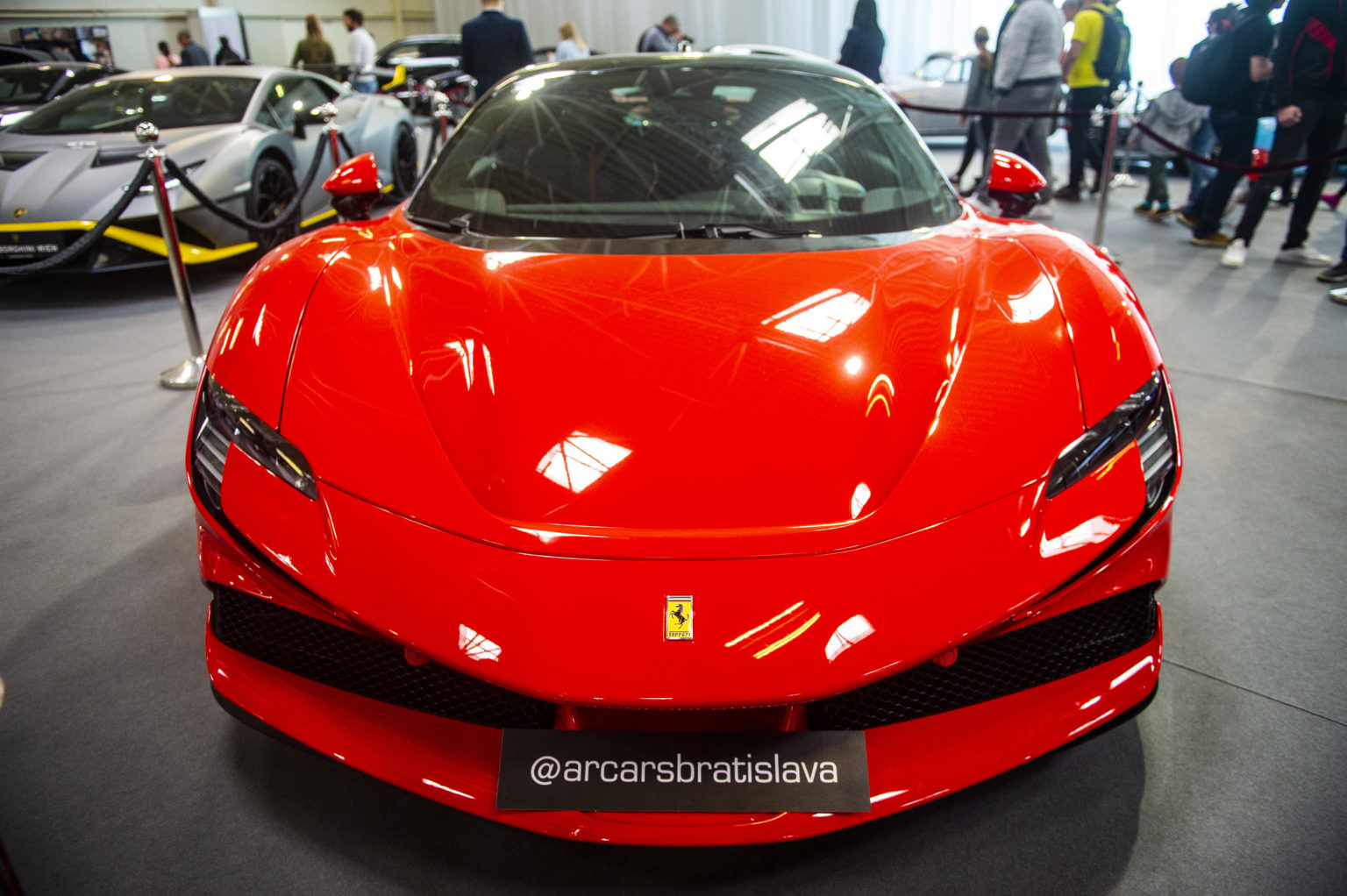 Na snímke Ferrari SF90 Stradale. Foto: TASR/Jakub Kotian
