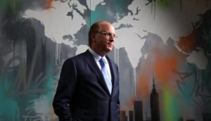 Kedysi označovali bitcoin za nástroj prania špinavých peňazí, dnes doň investujú