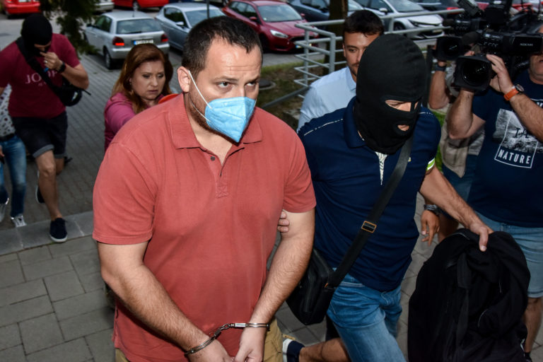 Vyšetrovateľ pre Čurillu a Ďurku žiada väzobné stíhanie