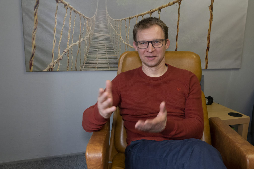 Psychiater a psychoterapeut Daniel Ralaus. Foto: Michal Večeřa