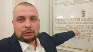 Precitnutie proruského blogera: Ak po desiaty raz zaútočíte a všetci sú roztrhaní na kusy, potom bojový duch vymizne