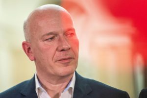 Dúhovejší ako Matúš Vallo. Nový primátor z CDU chce, aby bol Berlín hlavným mestom dúhových ľudí