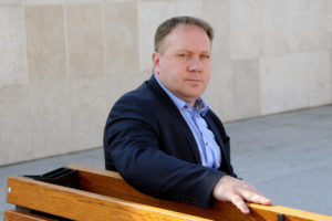 Vašečkov zákon o informovanom súhlase prešiel do druhého čítania. Pomôže ochrániť žiakov od ideologických excesov