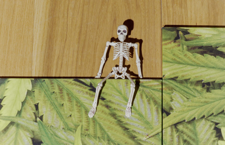 Predajňa marihuany neďaleko Times Square na Manhattane, 16. novembra 2022. Foto: Evelyn Freja/New York Times