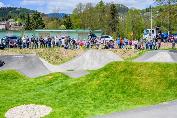 Pumptracková dráha je dlhá viac ako 120 metrov. FOTO: Mesto Dolný Kubín