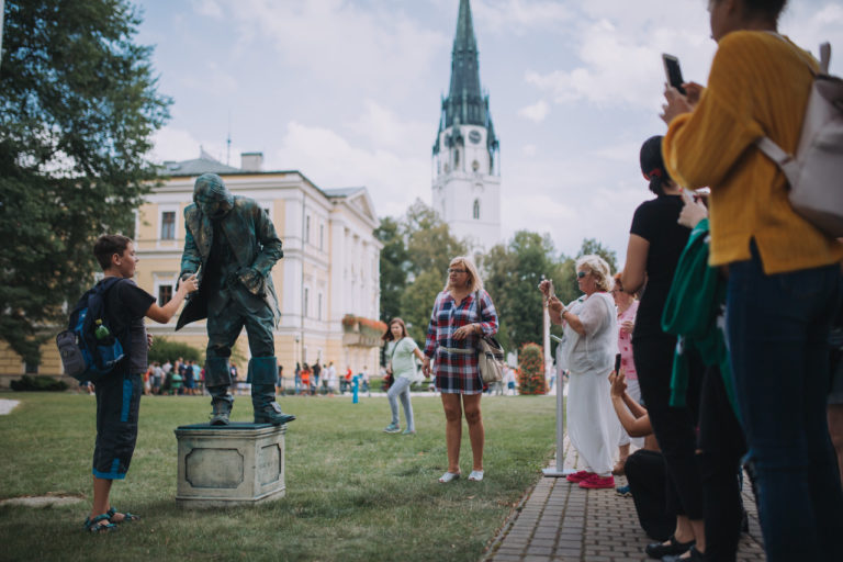 Galéria živých sôch už dnes v Spišskej Novej Vsi. Foto: FB Festival Živé sochy