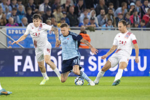 Prvý augustový večer ovládol obývačky futbal na Športe a české seriály na Markíze 