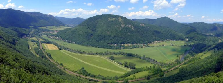 Dlhodobá uzávierka – rekonštrukcia lesnej cesty Horný Bankov – Široký Dol – od 4. 9. 2023 do 30. 11. 2023. Foto: FB MLK