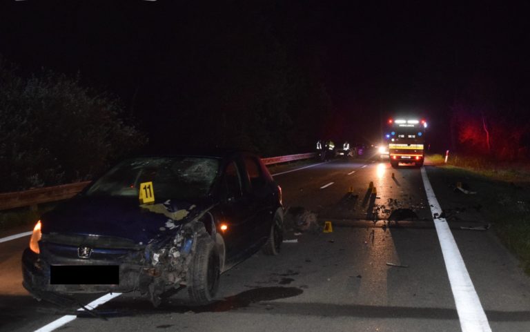 Vážna dopravná nehoda auta a motorky, vodička utrpela ťažké zranenia. Foto: FB Polícia SR -Prešovský kraj