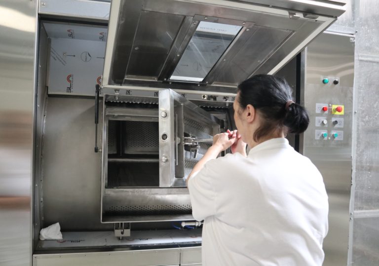 Najnovšia nemocničná práčka operie v jednom cykle 180 kíl bielizne. Foto: FNsP Žilina