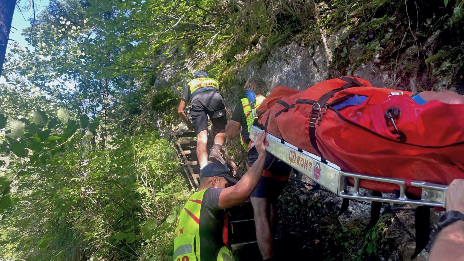 Záchrana turistu v Slovenskom raji. Foto: hzs.sk