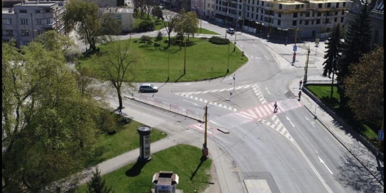 Vodičov na križovatke pri Jumbo centre čakajú obmedzenia. Foto: FB Košice – Mesto Košice