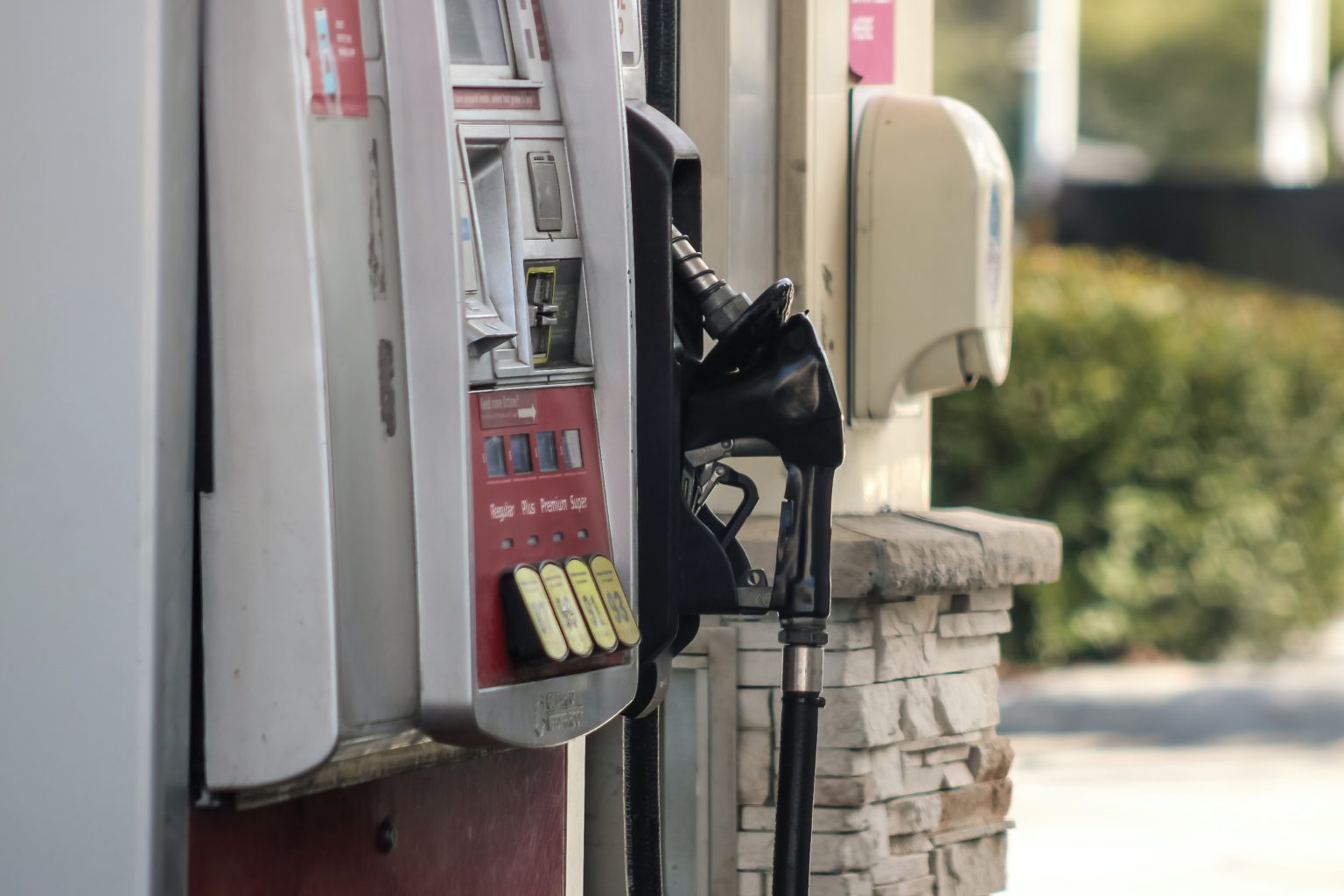 Známa čerpacia stanica je na suchu. Ilustračná fotografia: Unsplash