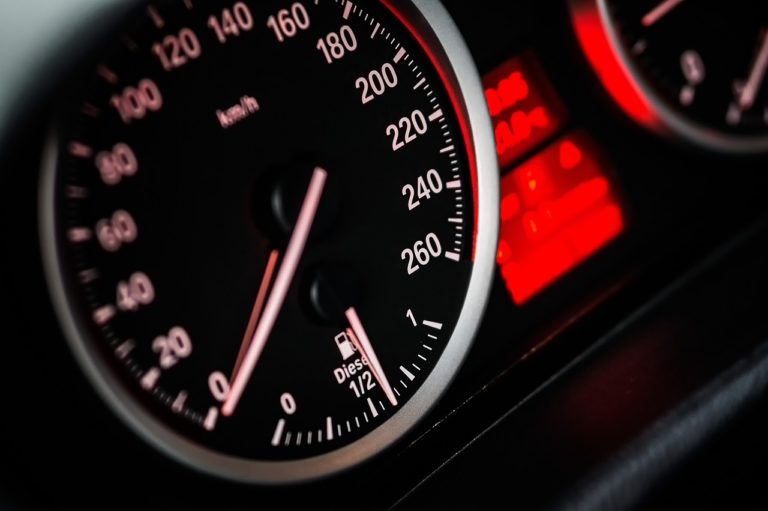 Na 27 košických uliciach v Starom Meste bude do konca tohto týždňa zriadená zóna s maximálnou povolenou rýchlosťou 30 km/h. Ilustračné foto. Foto: pixabay.com