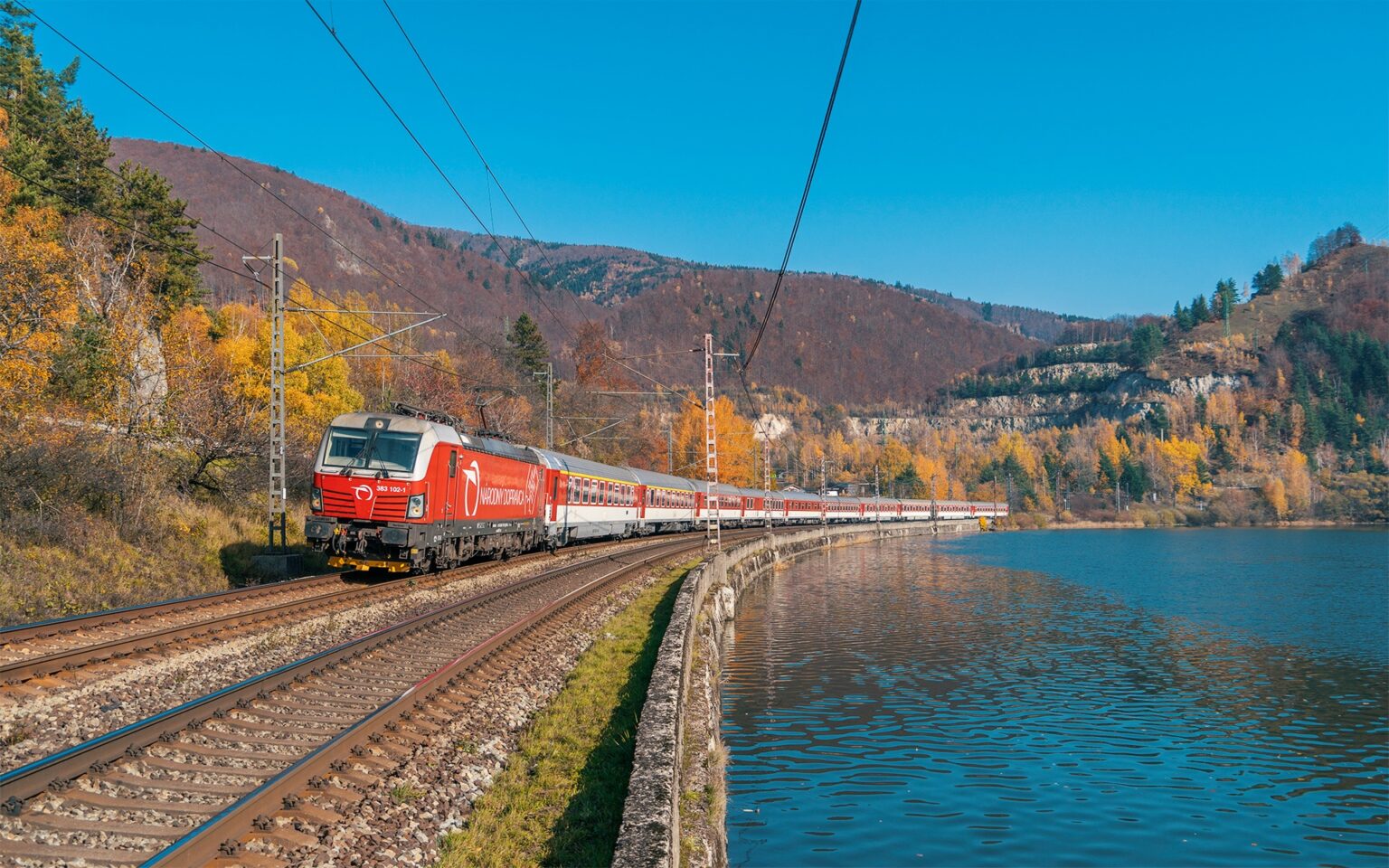 Počas Dušičiek bude posilnená osobná železničná doprava. Foto: ZSSK.