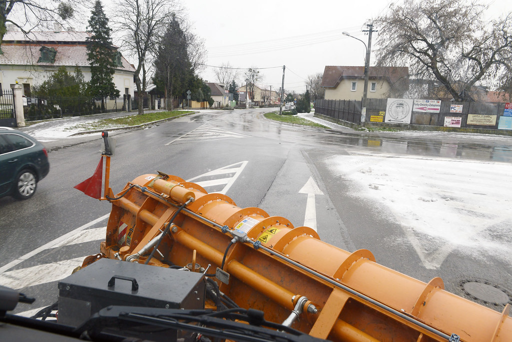 Zimná údržba na cestách Bratislavského kraja. Foto: BSK