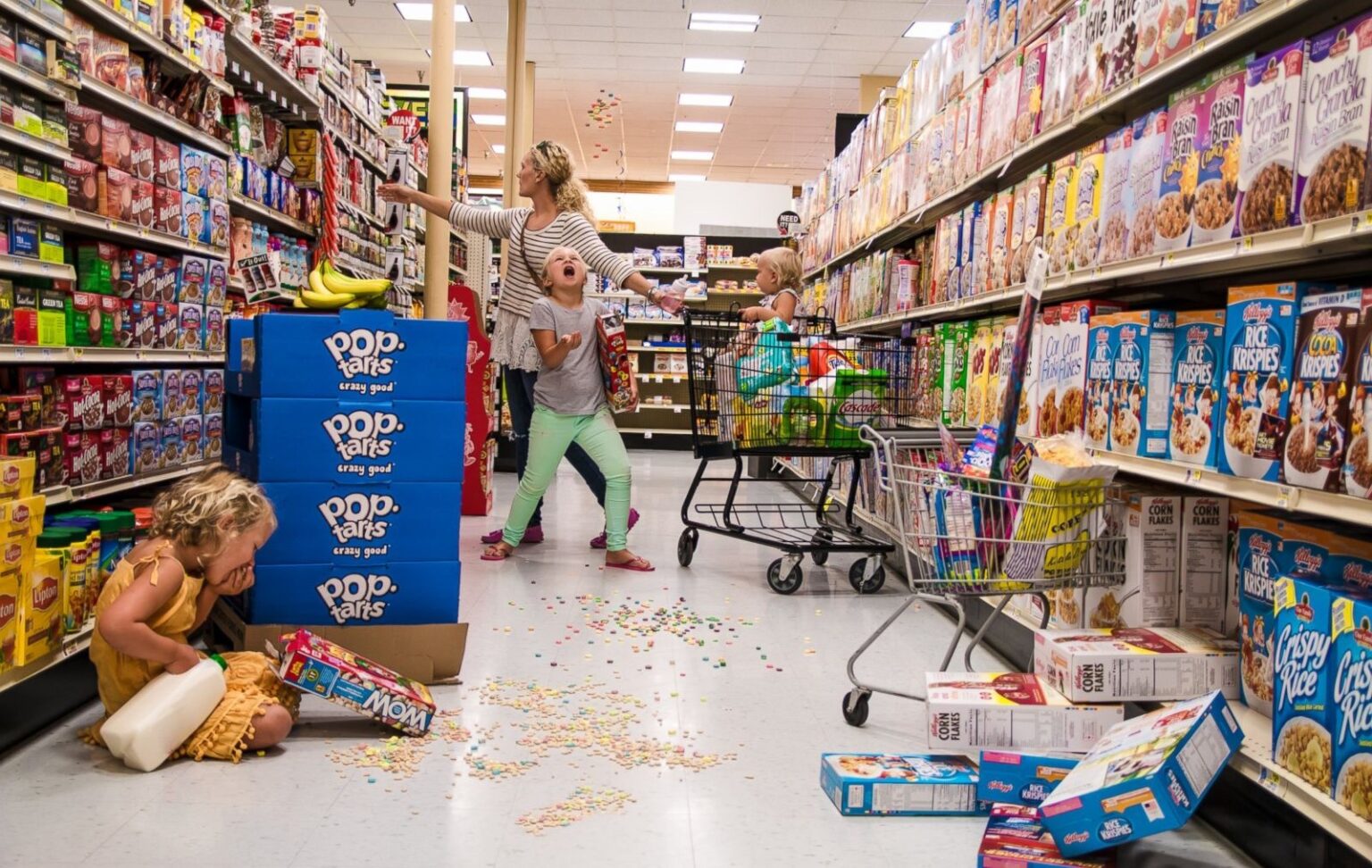 Nákup v hypermarkete môže byť pre vaše deti a aj pre vás zážitkom. Foto: D. Guenther