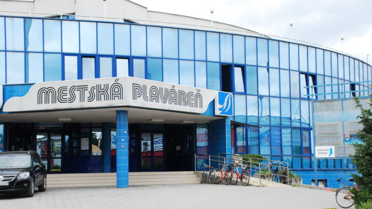 Trenčianska krytá plaváreň je od pondelka zatvorená. Foto: trencin.sk