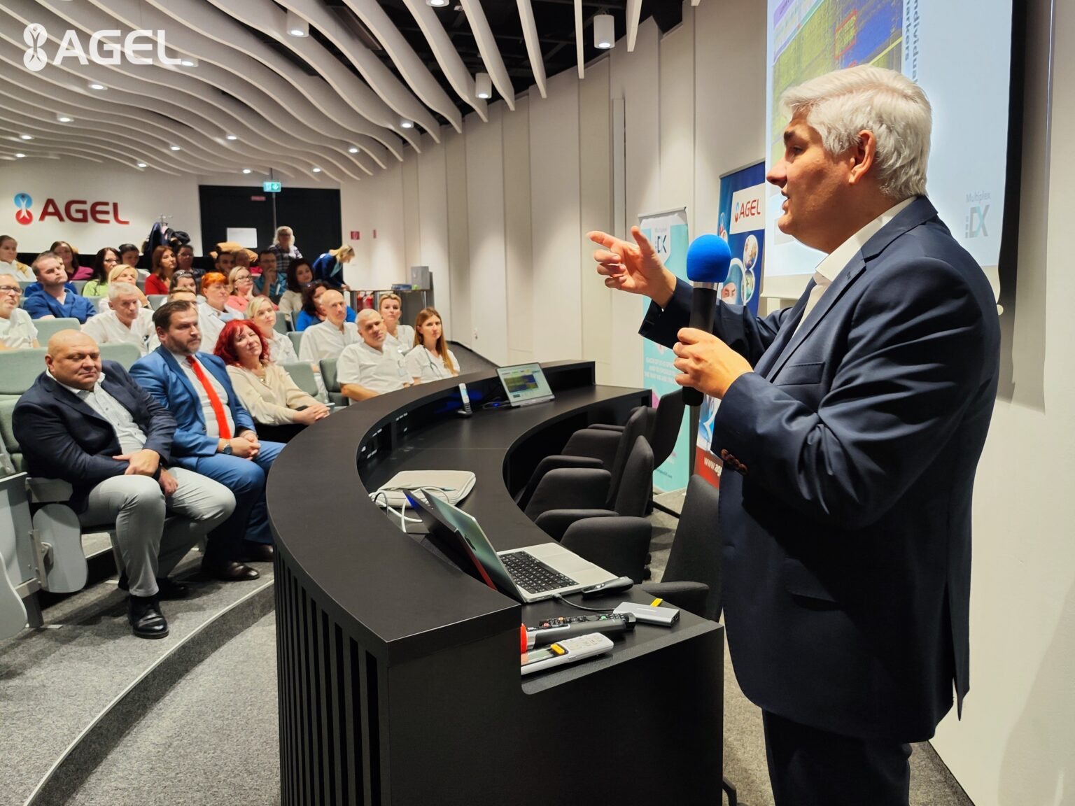 Lekári skupiny AGEL a vedci z MultiplexDX spolupracujú na liečbe rakoviny prsníka. Foto: Nemocnica Šaca