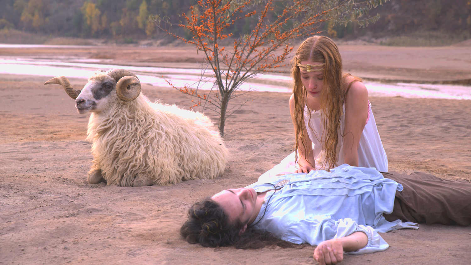 Film Perinbaba a dva svety je príbehom lásky, ktorá porazí aj samotnú smrť. Foto: Bonton film
