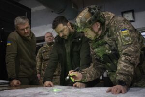 Ukrajina chce znížiť vek pre mobilizáciu brancov, výzvy dostanú aj muži v zahraničí