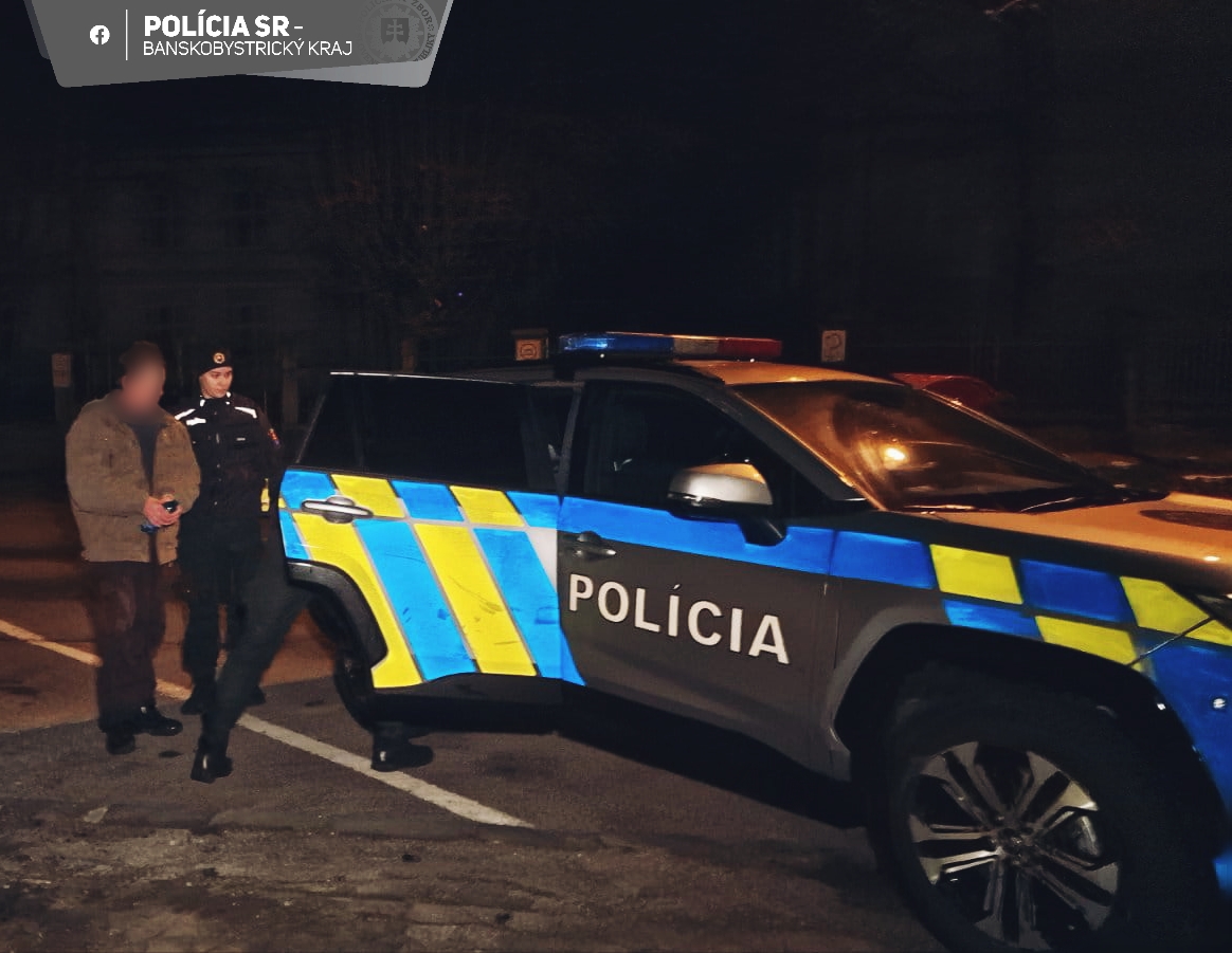 Podozrivého muža poslal sudca do väzby. Foto: Polícia SR BB 