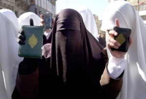 Predstieraj úctu ku koránu, občan