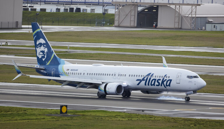 Lietadlo Boeing 737 MAX 9 spoločnosti Alaska Airlines, ilustračná fotografia. Foto: TASR/AP 