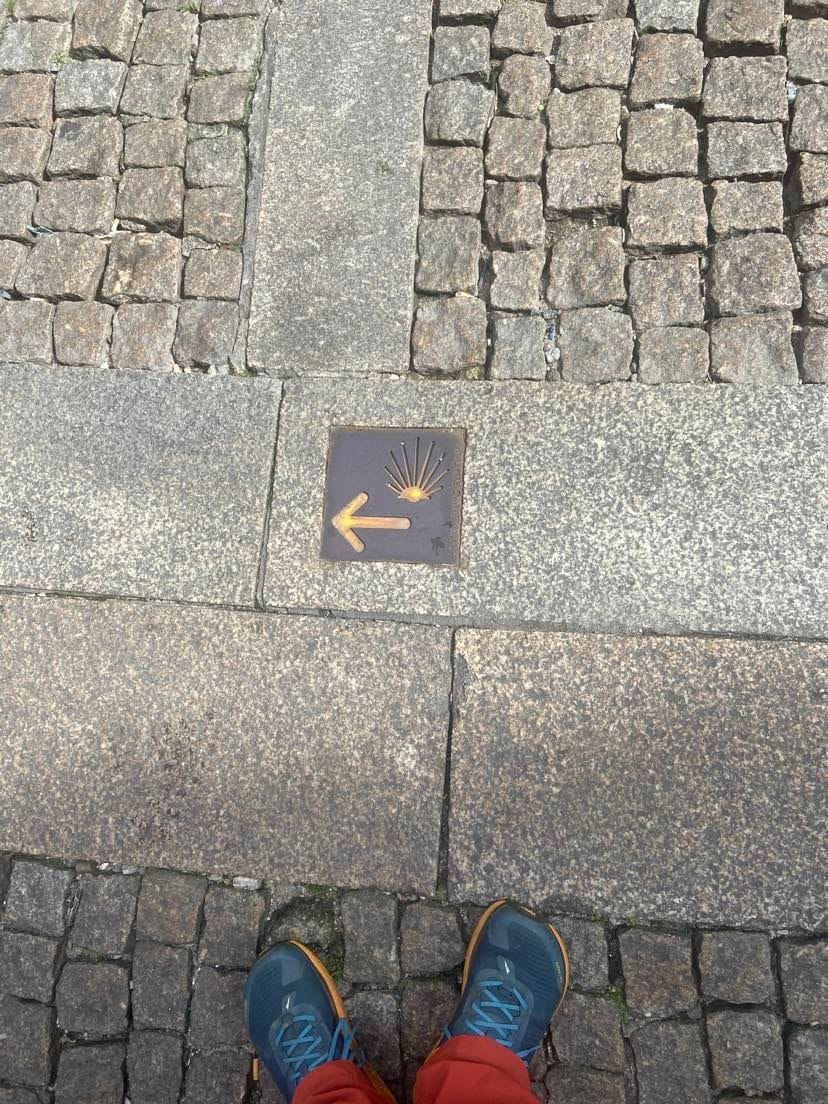 Cesta pre pútnikov je značená. Foto. E. Mikulová