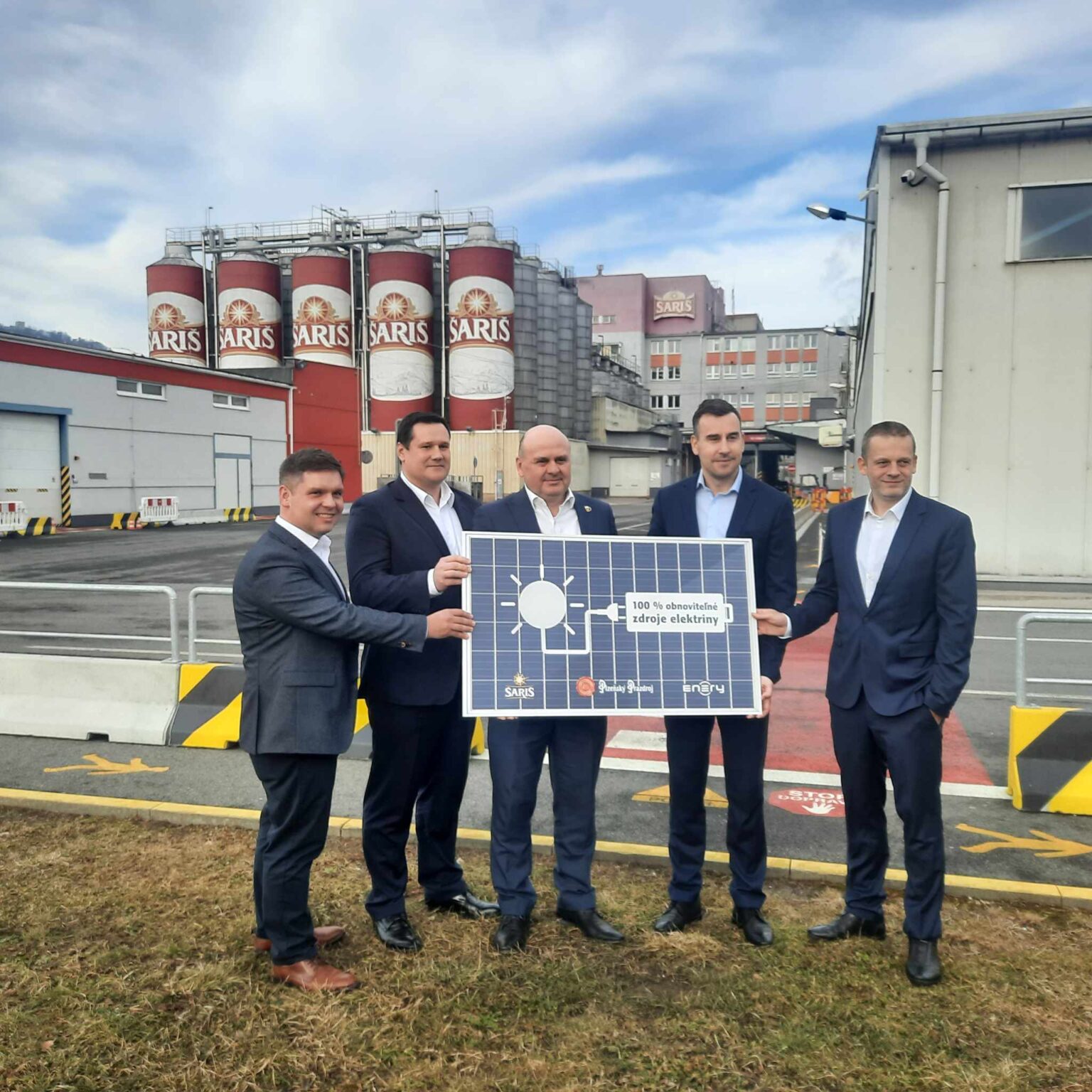 Pivovar Šariš bude odoberať elektrickú energiu zo solárneho parku pri obci Iliašovce. Foto: Redakcia