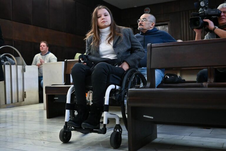 Postrelenej kadetke Michaele chcú zvýšiť úväzok na mestskej polícii