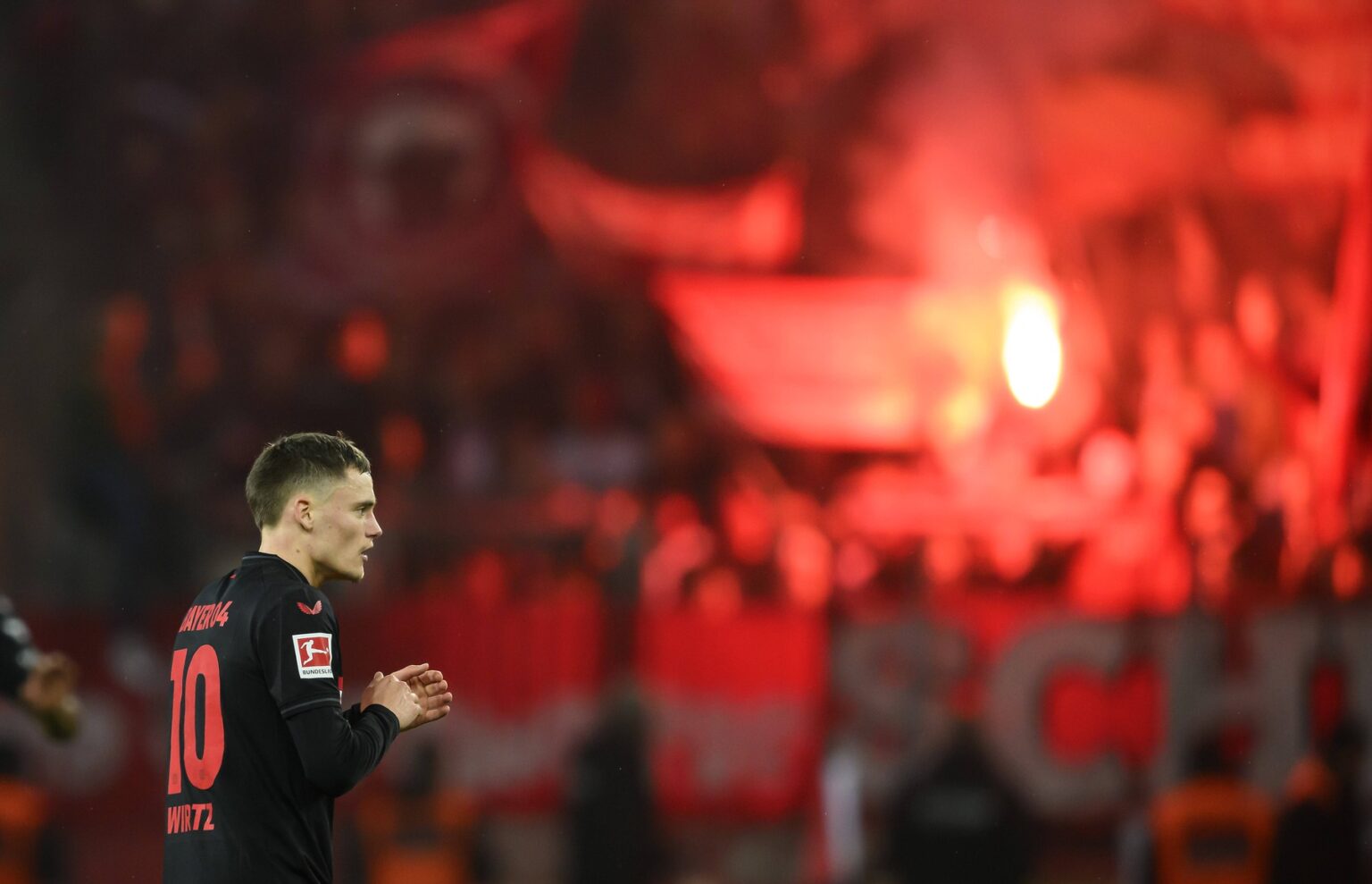 Florian Wirtz, hráč Leverkusenu a nemeckej reprezentácie, počas zápasu proti Bayernu Mníchov. Foto: Profimedia.sk