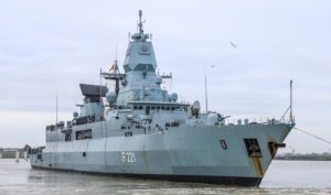 Trapas nemeckého námorníctva. Fregata Hessen strieľala omylom na americký dron, obe rakety zlyhali