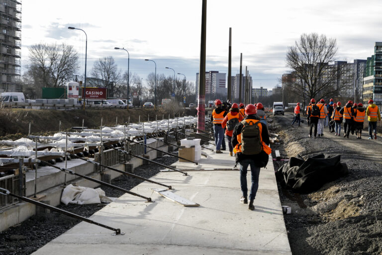 Výstavba električkovej trate do Petržalky. Foto: TASR/Dano Veselský