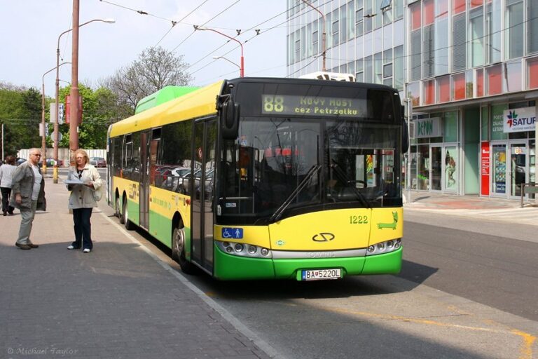 Dopravný podnik hľadá nových kolegov na pozíciu šoférov. Nechcete byť jedným z nich? Foto: DPMB