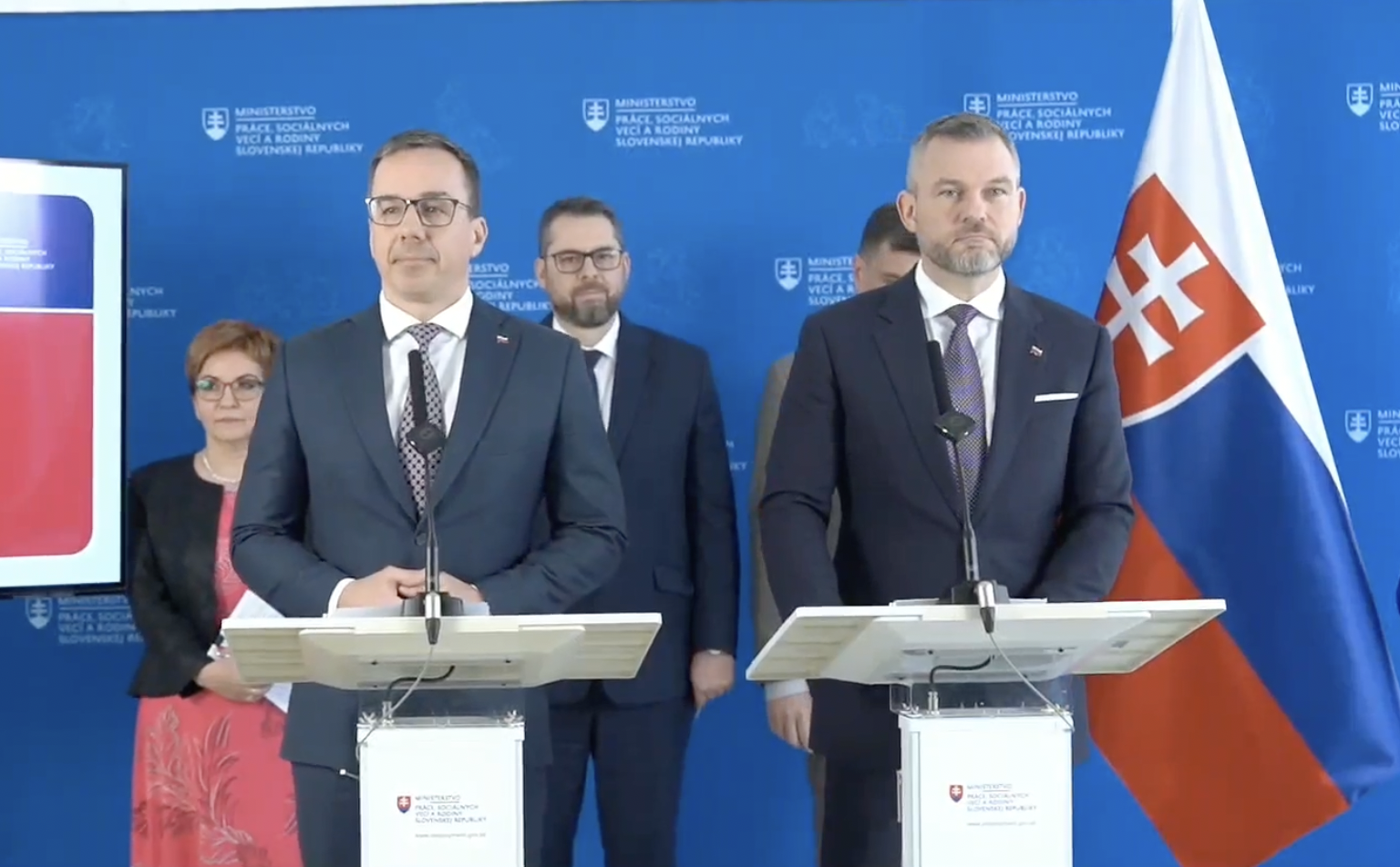 Erik Tomáš (zľava) a Peter Pellegrini. Reprofoto: Facebook