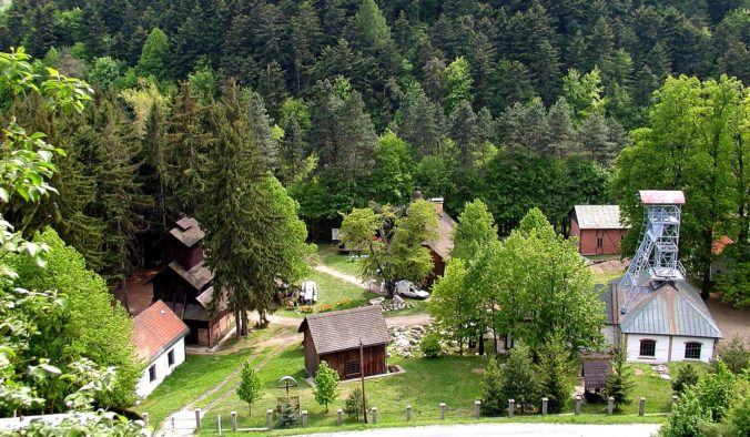 Kríž na fotografii v spodnej časti má bohatú históriu. Foto: Archív SBM