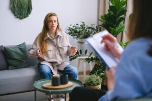 Keď terapia vytvára traumu, ktorú lieči. Podozrivá psychoterapia