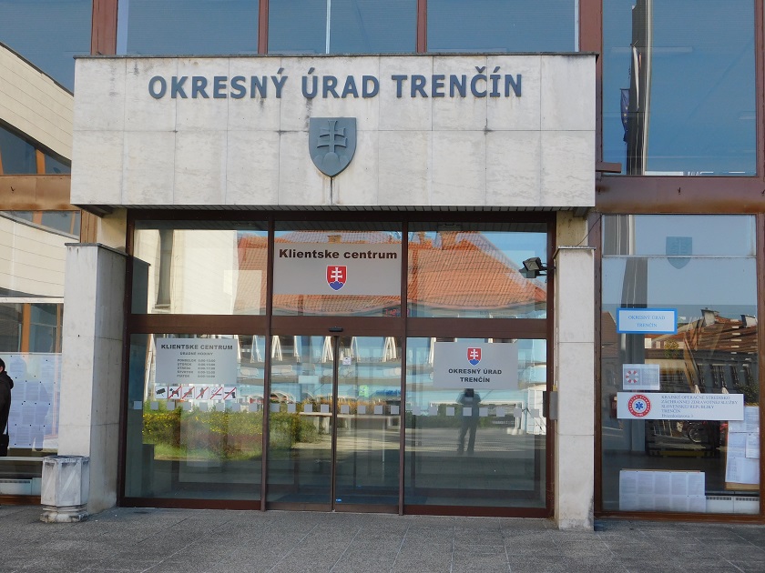 Presne ako za Mečiara, čistky na všetkých úradoch. Ilustračné foto: Ministerstvo vnútra SR