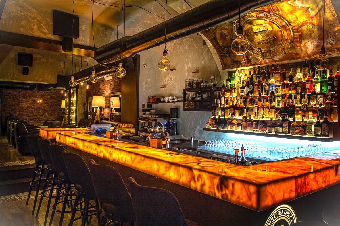 V  bratislavskom The Cuba Libre Rum & Cigar House nájdete 130 druhov rumov. Foto: The Cuba Libre Rum & Cigar