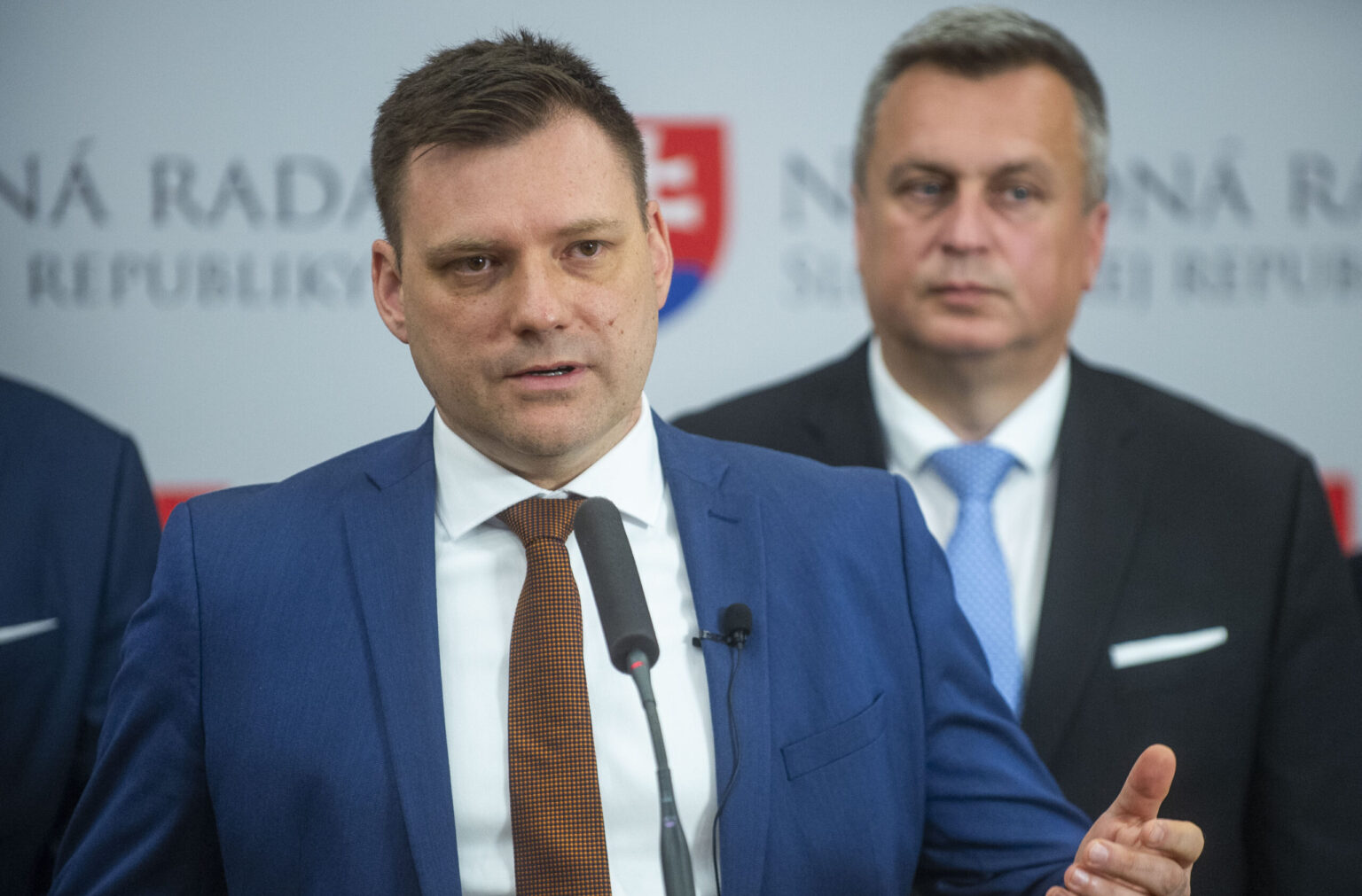 Tomáš Taraba (vpredu) a Andrej Danko. Foto: Jakub Kotian/TASR
