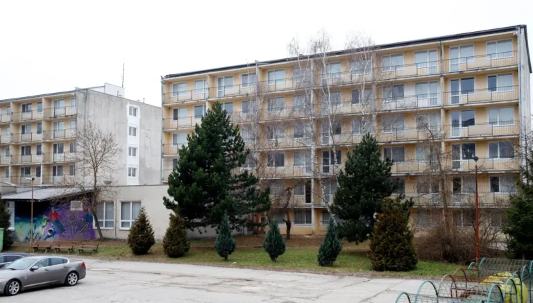Študentský domov na Jedlíkovej ulici má prejsť významnou obnovou. Foto: FB Košický samosprávny kraj