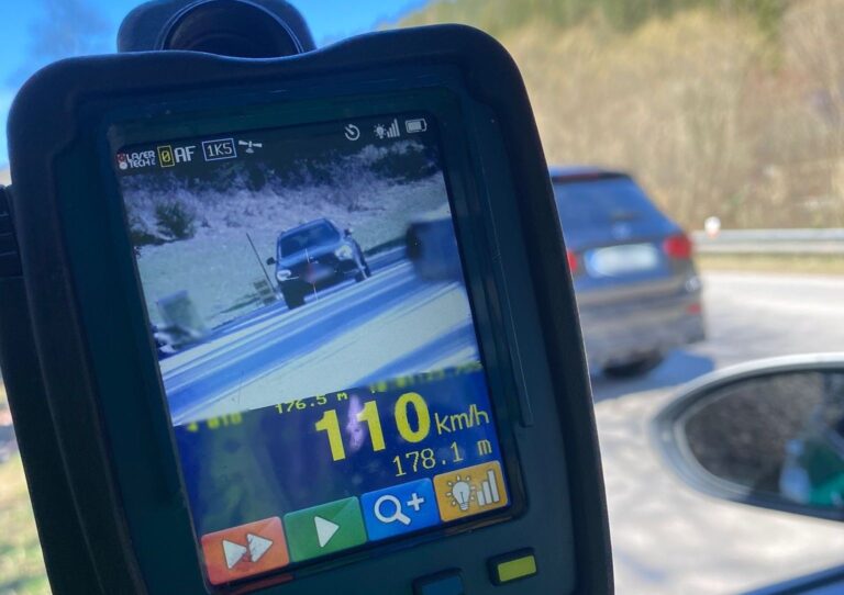 Cestný pirát jazdil šialenou rýchlosťou. Foto: Polícia SR - Žilinský kraj