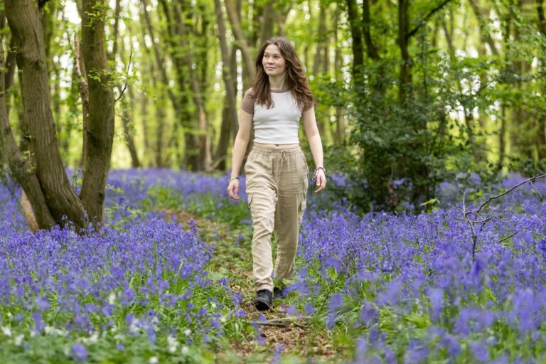 Prechádza lesom, ilustračná fotografia. Foto: Profimedia.sk