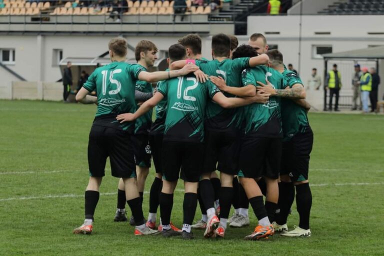 Prievidzskí futbalisti si prídu na takmer 12-tisíc eur. Zdroj: FB/ FC Baník Prievidza