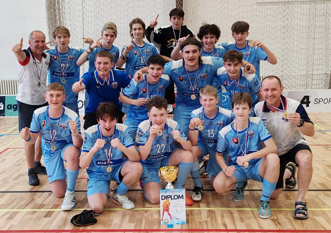 Majstri Slovenska v kategórii dorast B. Foto: Florbalová akadémia Martin